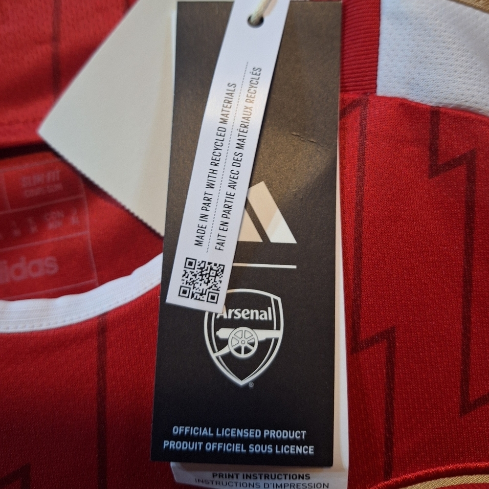 Adidas Arsenal Red and White Football Shirt With Emirates Fly Better Logo. NWT - Picture 3 of 13